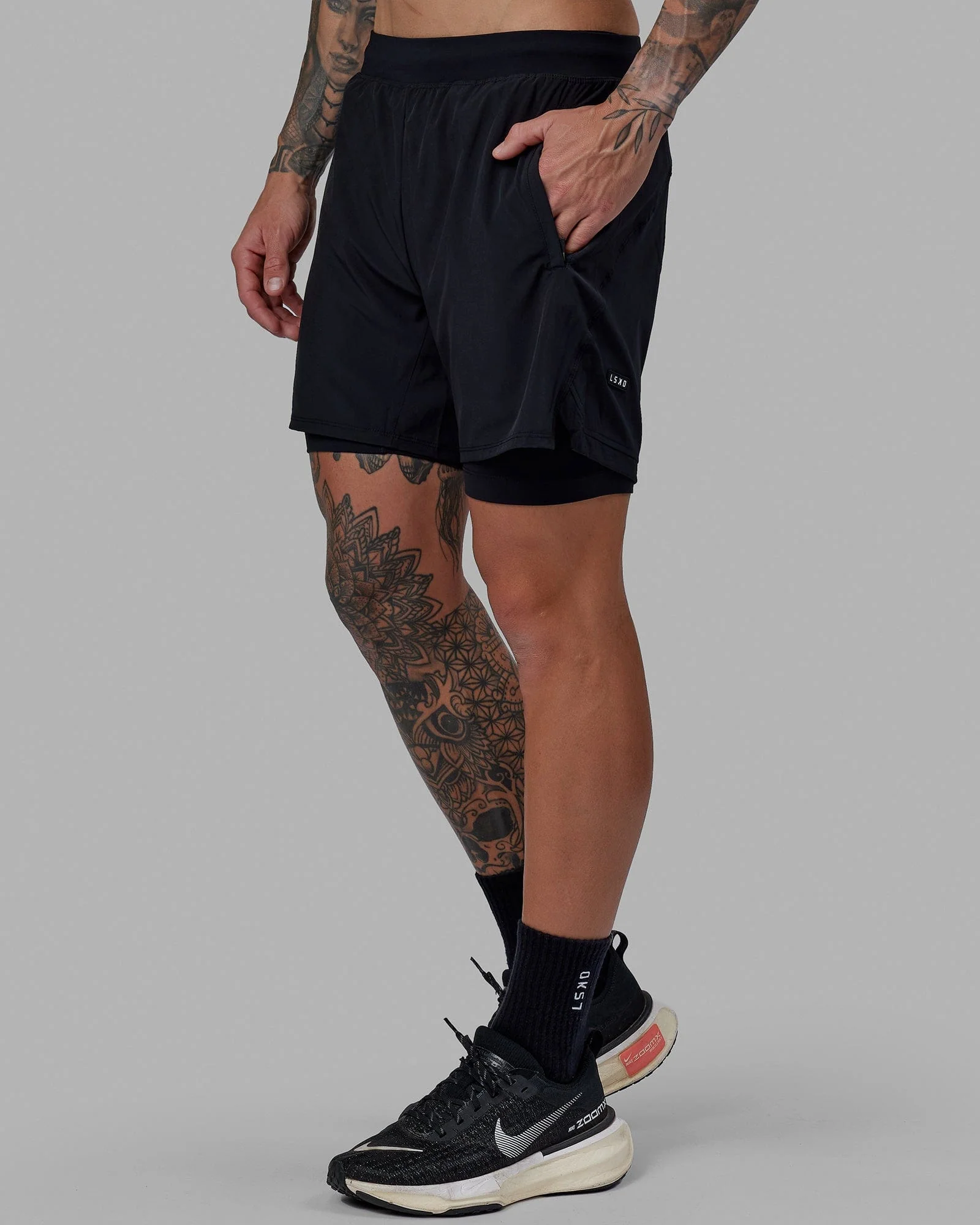 Challenger 6" Lined Performance Short - Black - Image 10