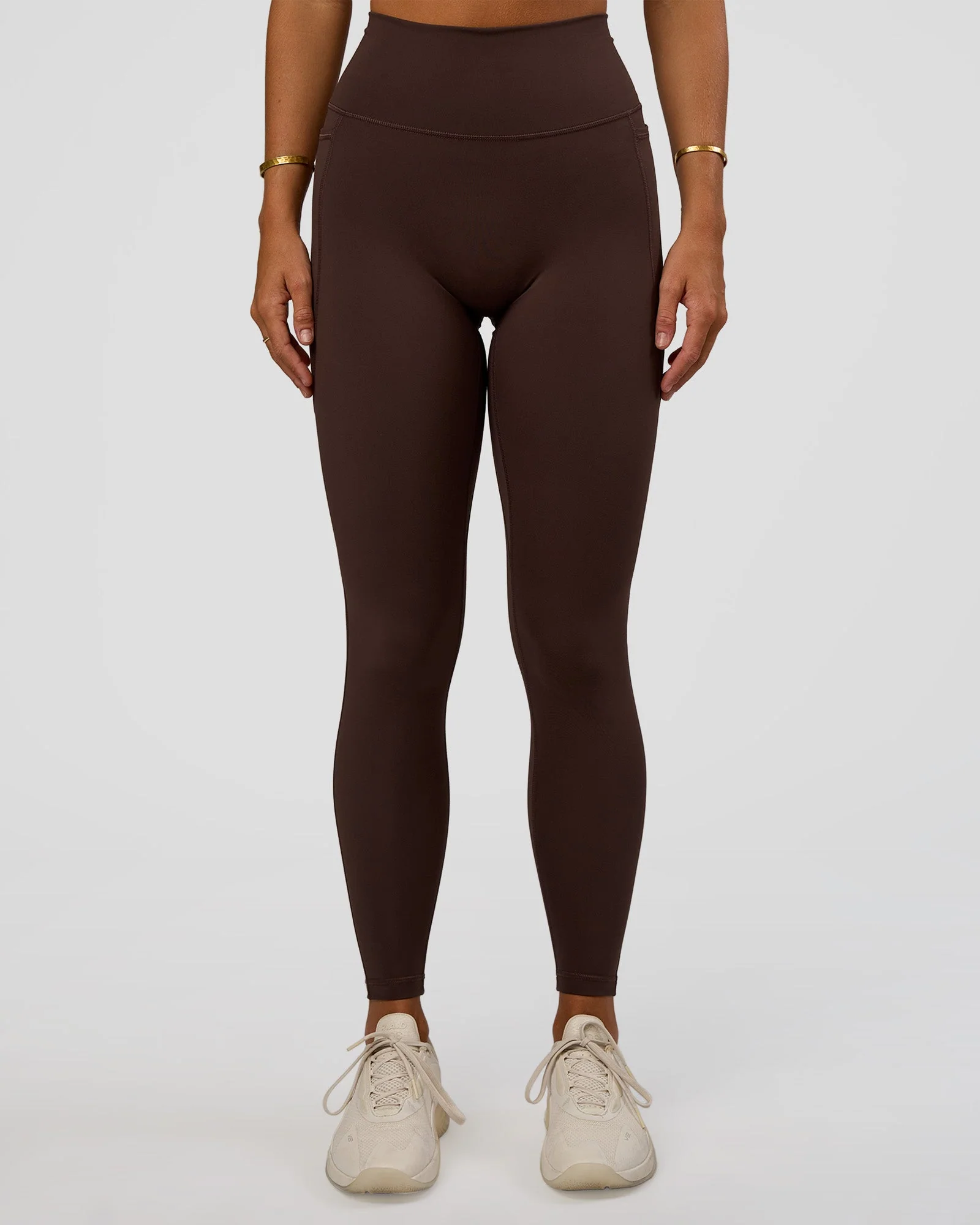 Fusion V-Contour Ultra High-Rise Full Length Legging Pockets - Hot Chocolate - Image 4