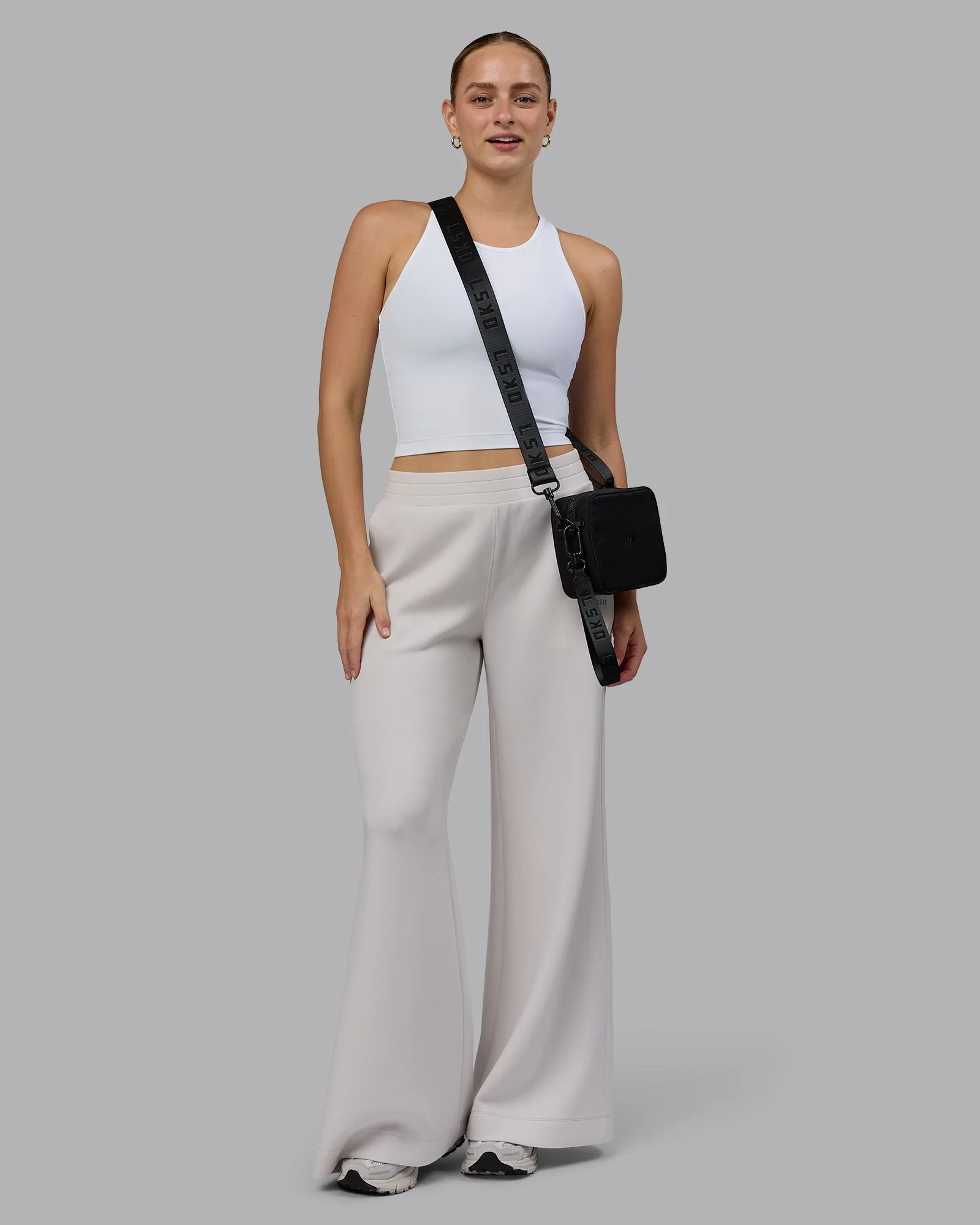 Go-To Shoulder Bag - Black - Image 5