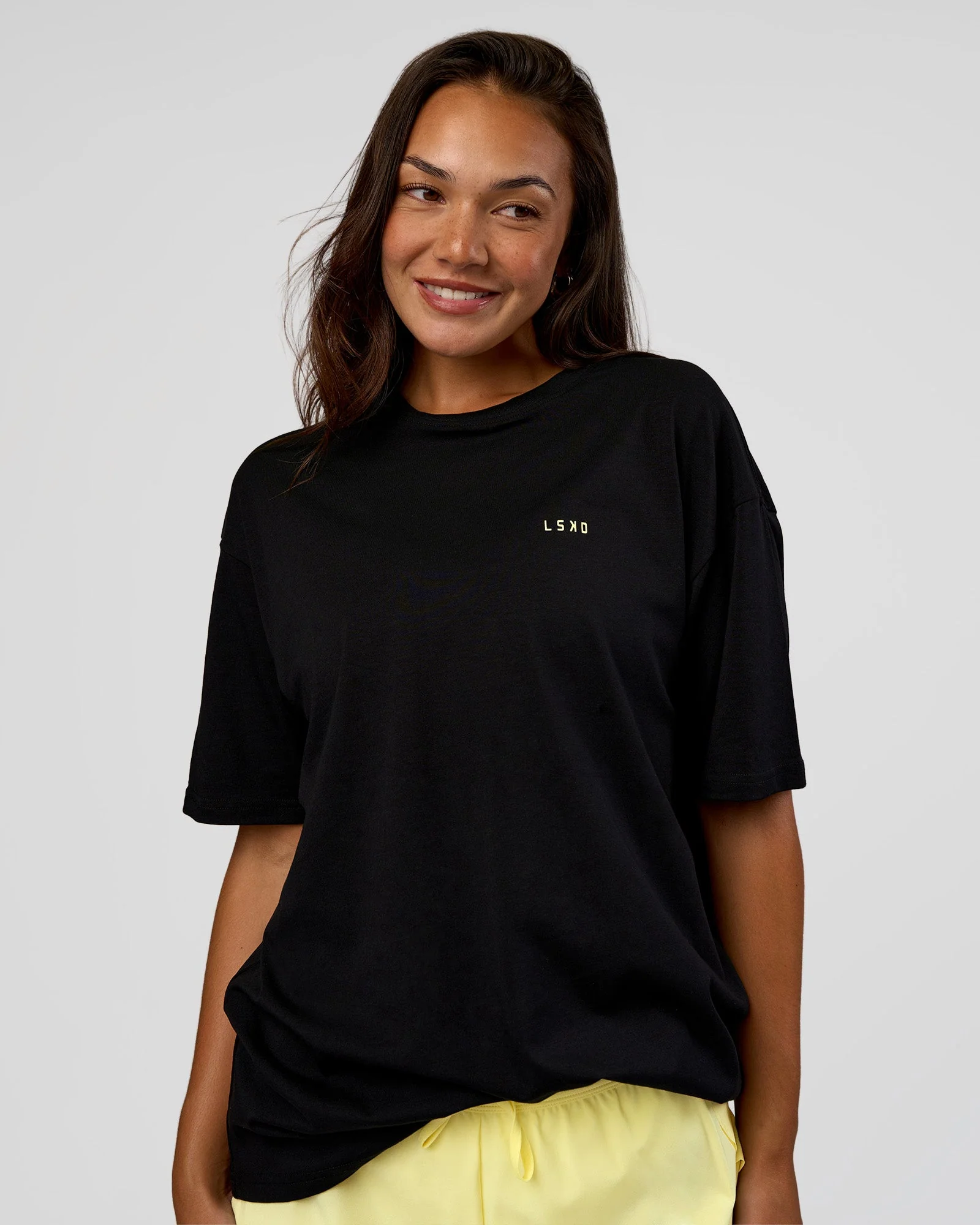 High Run FLXCotton Oversized Tee - Black-Yellow Fizz - Image 4