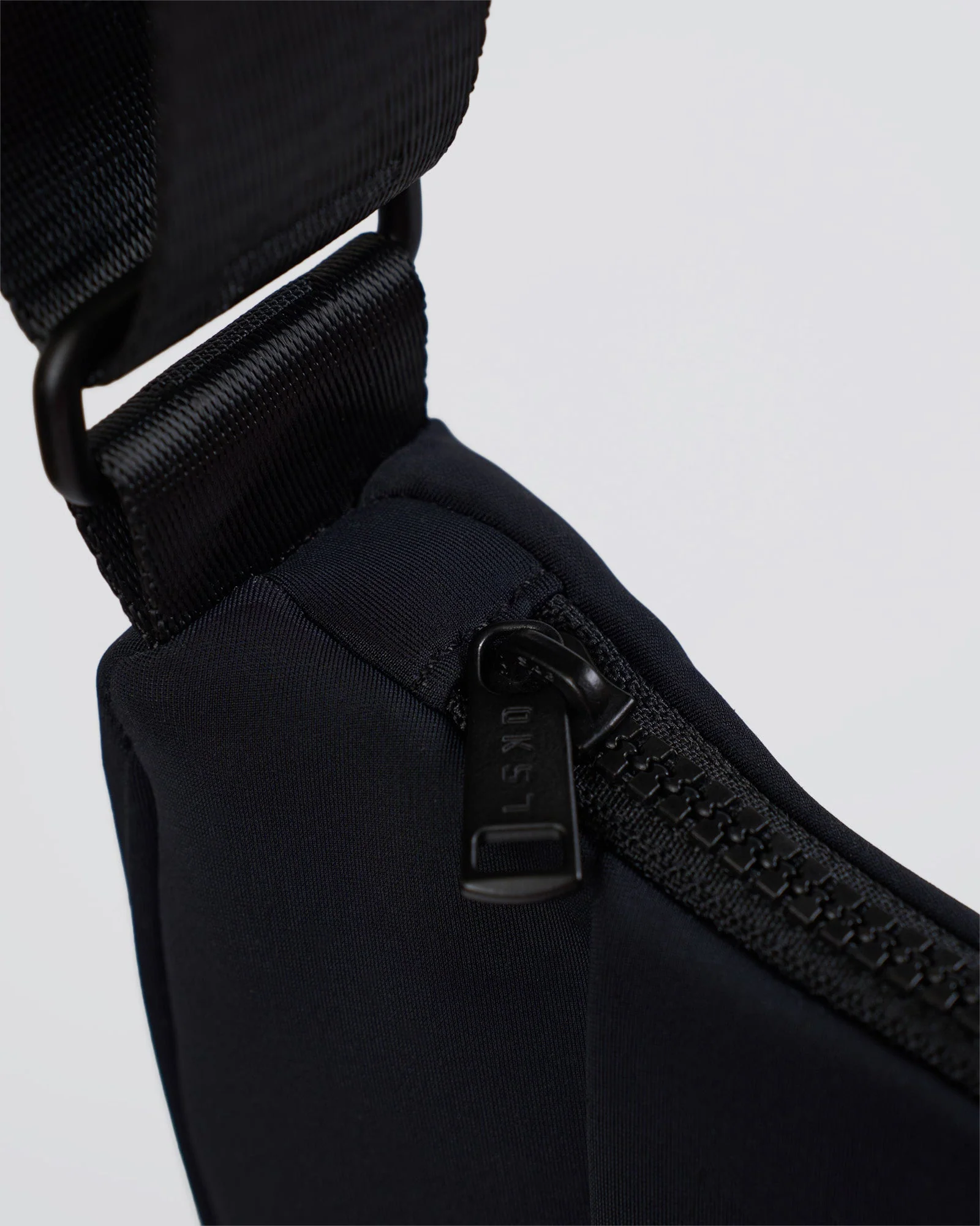 Infinite Shoulder Bag - Black - Image 3