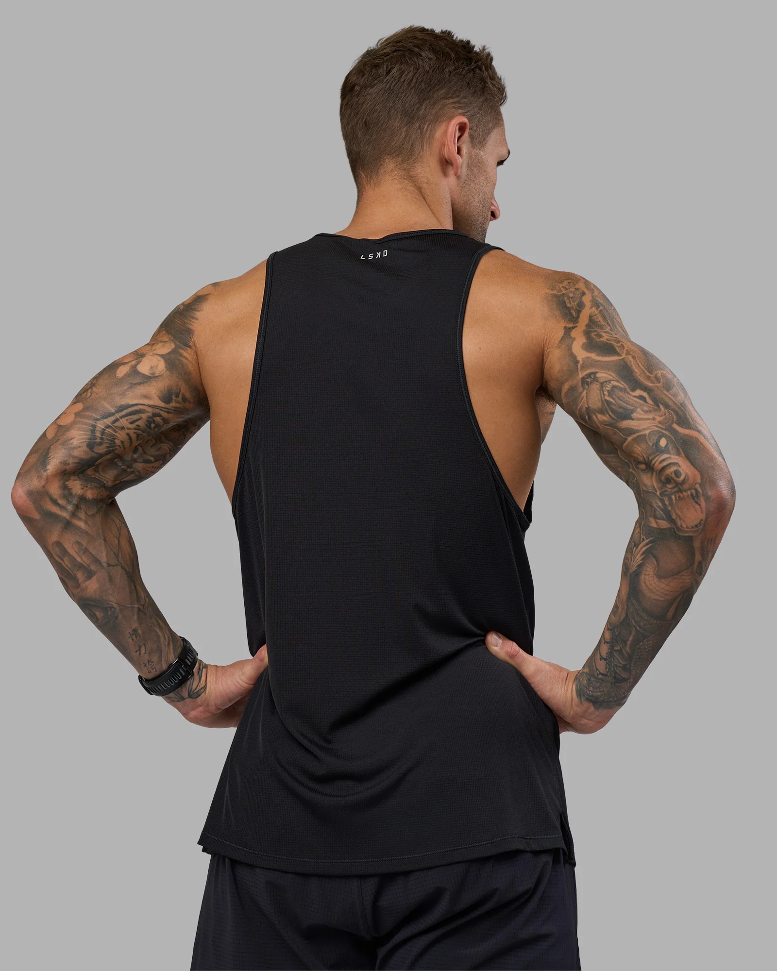 Pace Running Tank - Black - Image 7