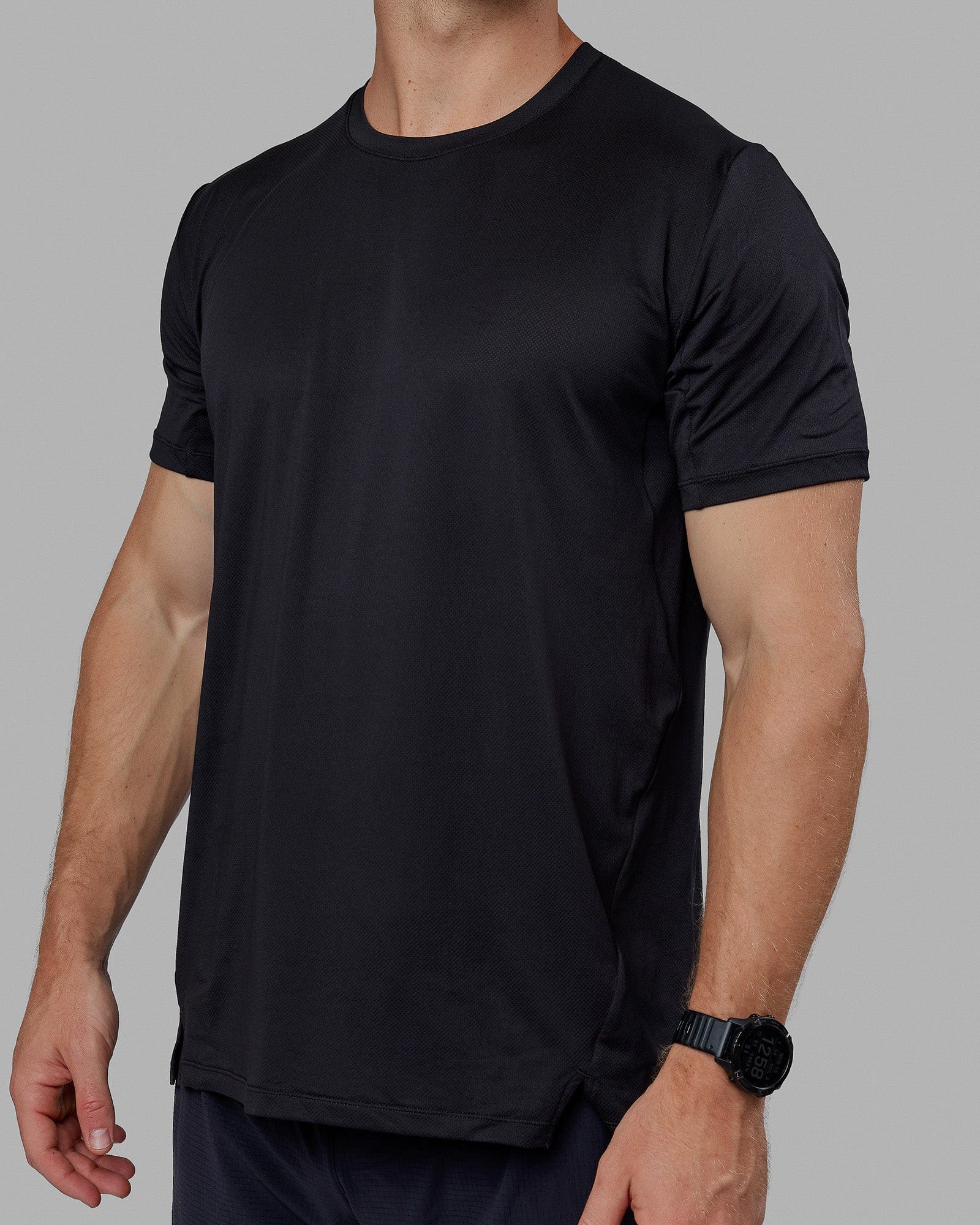 Pace Running Tee - Black - Image 7