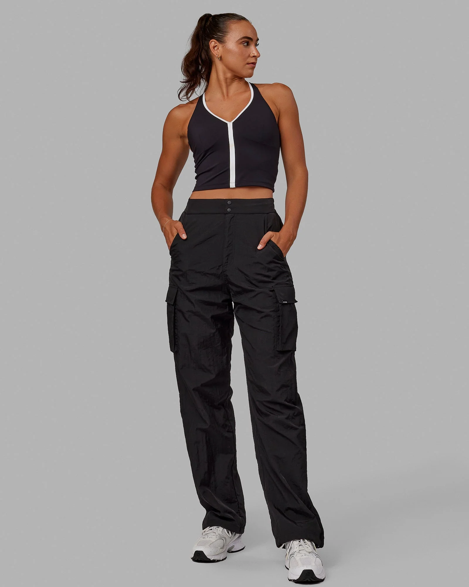 Reflection Active Tank - Black-White - Image 3