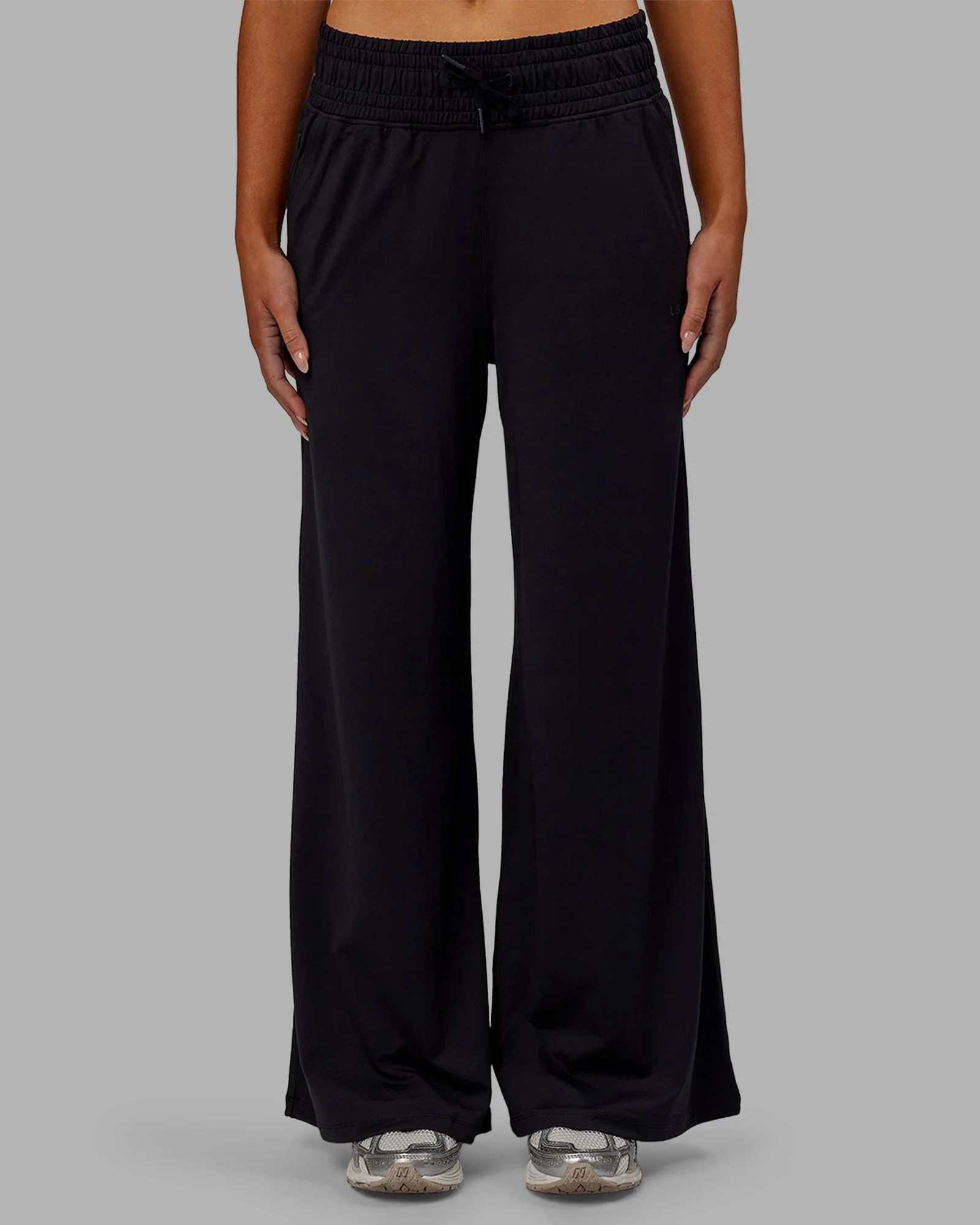 Restore CloudFLX Wide Leg Pant - Black - Image 9