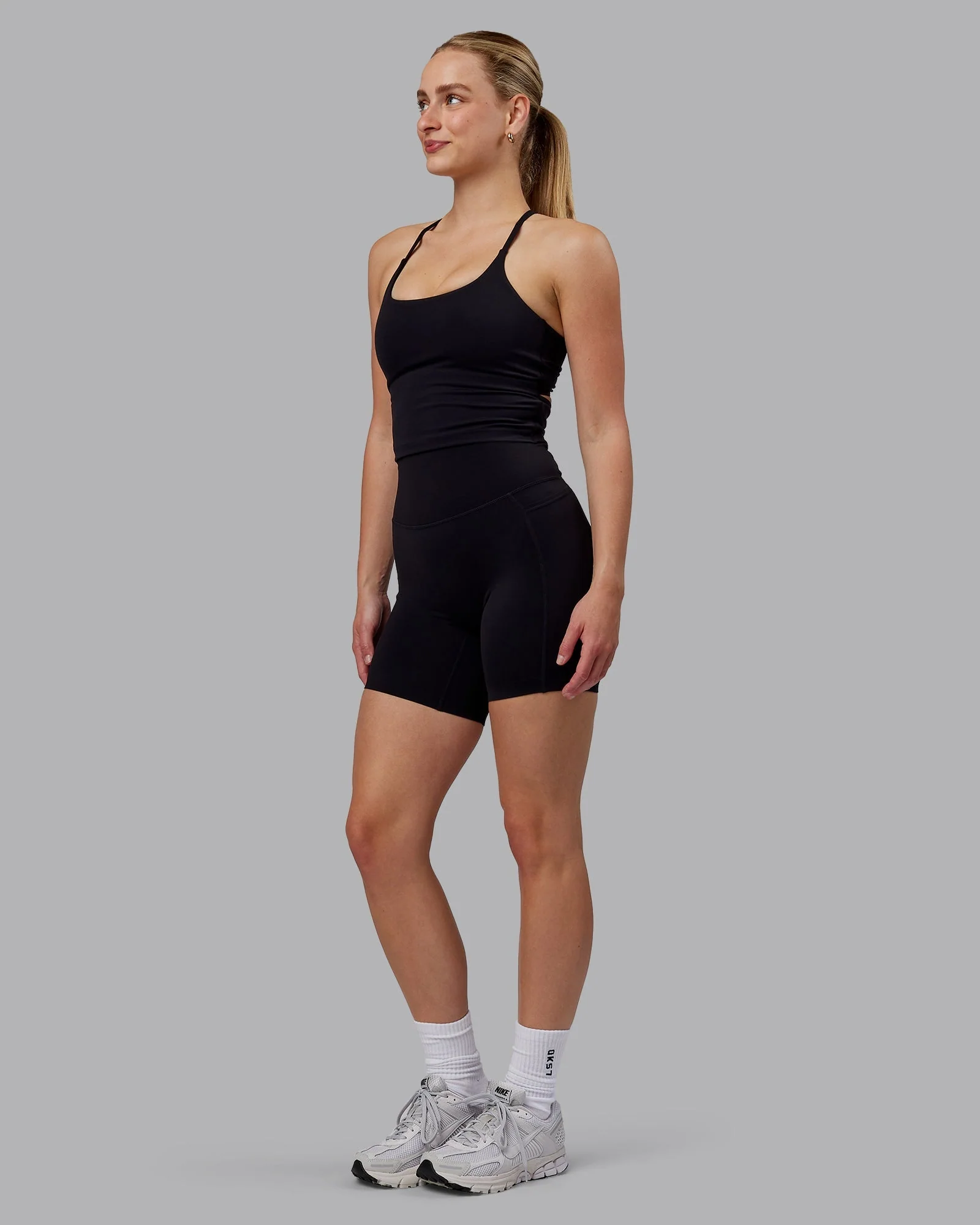 Twist Tank With Shelf Bra - Black - Image 6
