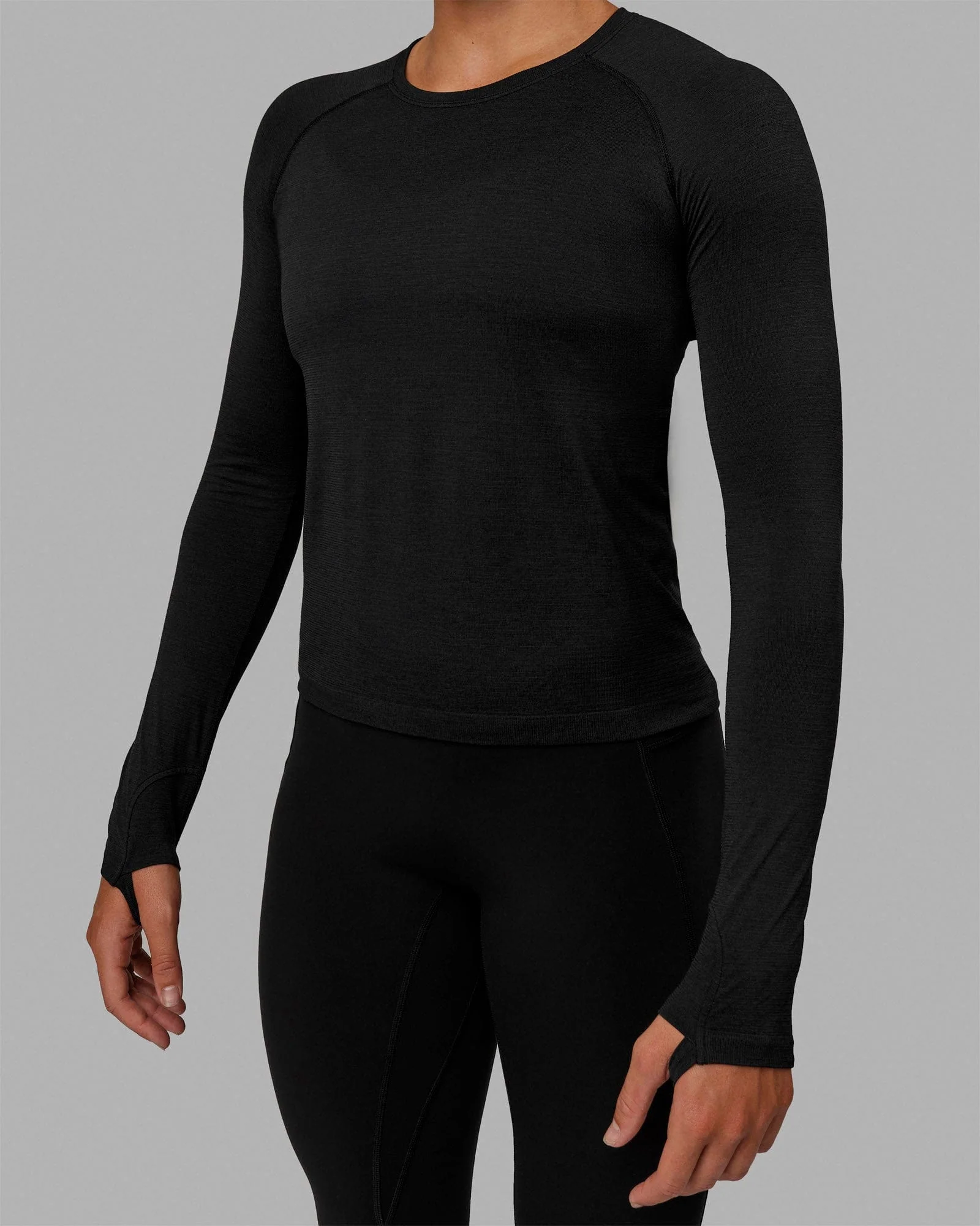 AeroFLX+ Seamless Long Sleeve Tee - Black Marl - Image 9